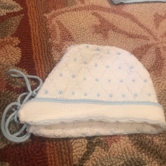 NWOT ADORABLE KNIT BLUE AND WHITE SWEATER AND HAT NWOT - Picture 4 of 9